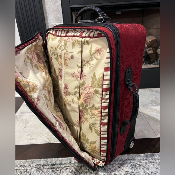 Brighton Luggage Set - Picture 6 of 16